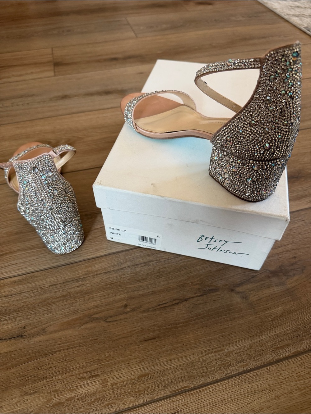 Betsey Johnson Mari Silver Heel Crystals Sandal Women's 9 - Picture 7 of 7